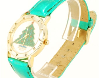 Mane Lourdes quartz vintage wrist watch, gold-toned & stainless steel round case, Christmas tree dial, green leather band