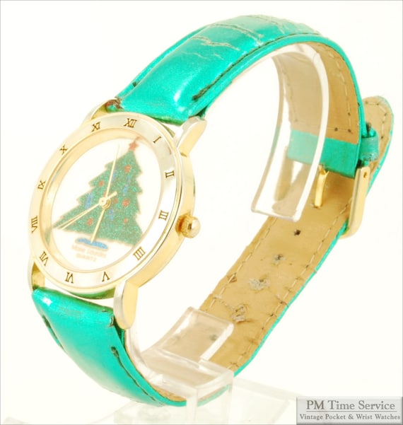 Mane Lourdes Quartz Vintage Wrist Watch, Gold-toned  display picture 2