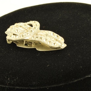 Vintage art-deco silver-plated and rhinestone shoe clip, long rectangular design image 2