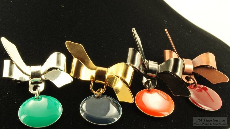 Circle shaped decorative pendants, in various designs & lapel pin options image 1