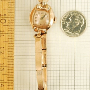 Gruen Guildite vintage ladies' wrist watch, 15 jewels, lovely rose gold filled & stainless steel oval case image 5