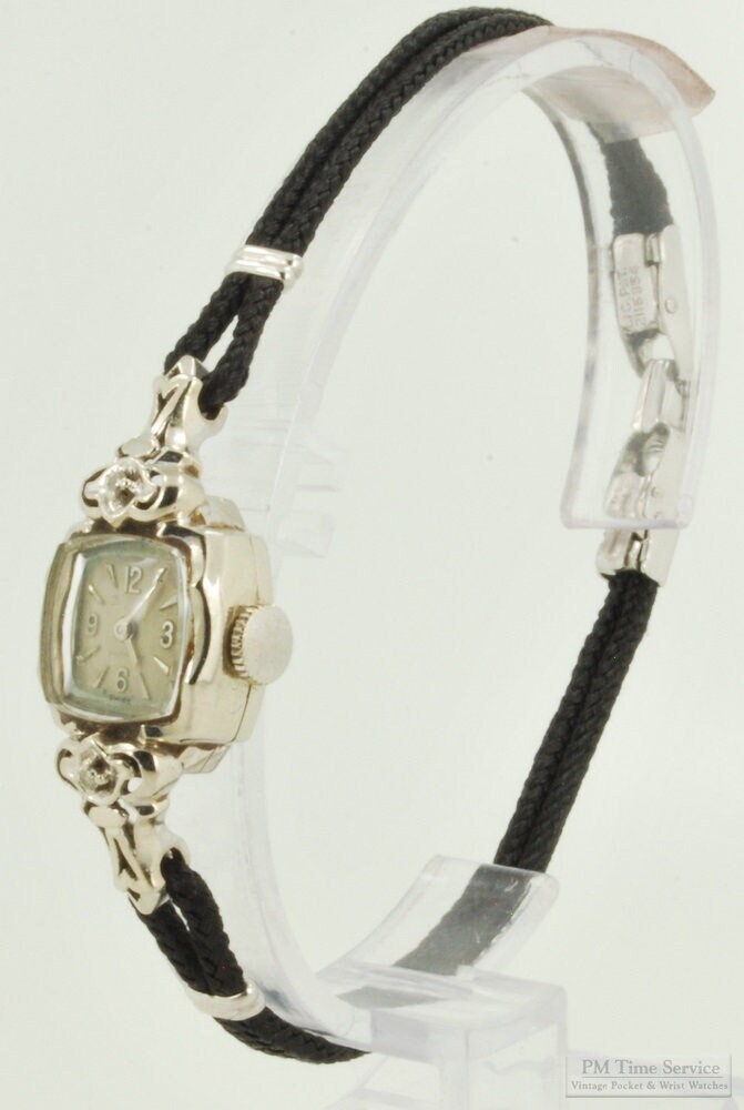 Vintage watch ladies bulova 14k gold with diamonds - Etsy 日本