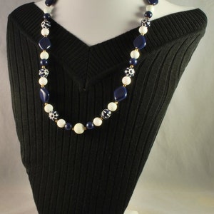 Wood, acrylic and brass 25 necklace with dark navy blue and pure white beads image 2