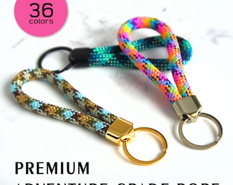 Portachiavi personalizzato multicolore per avventura, vela e arrampicata, stile nautico, minimalista, resistente e ideale come regalo per scalatori e velisti.
