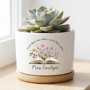 Personalisierter Lehrer Sukkulenten Topf, Benutzerdefinierter Name Keramik Pflanzer, Blumenbuch Wertschätzung Geschenk, Ende des Jahres Lehrer Geschenk, Klassenzimmer Dekor