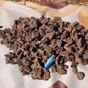 1kg Natural Cork Bark Pieces (3–5 cm)