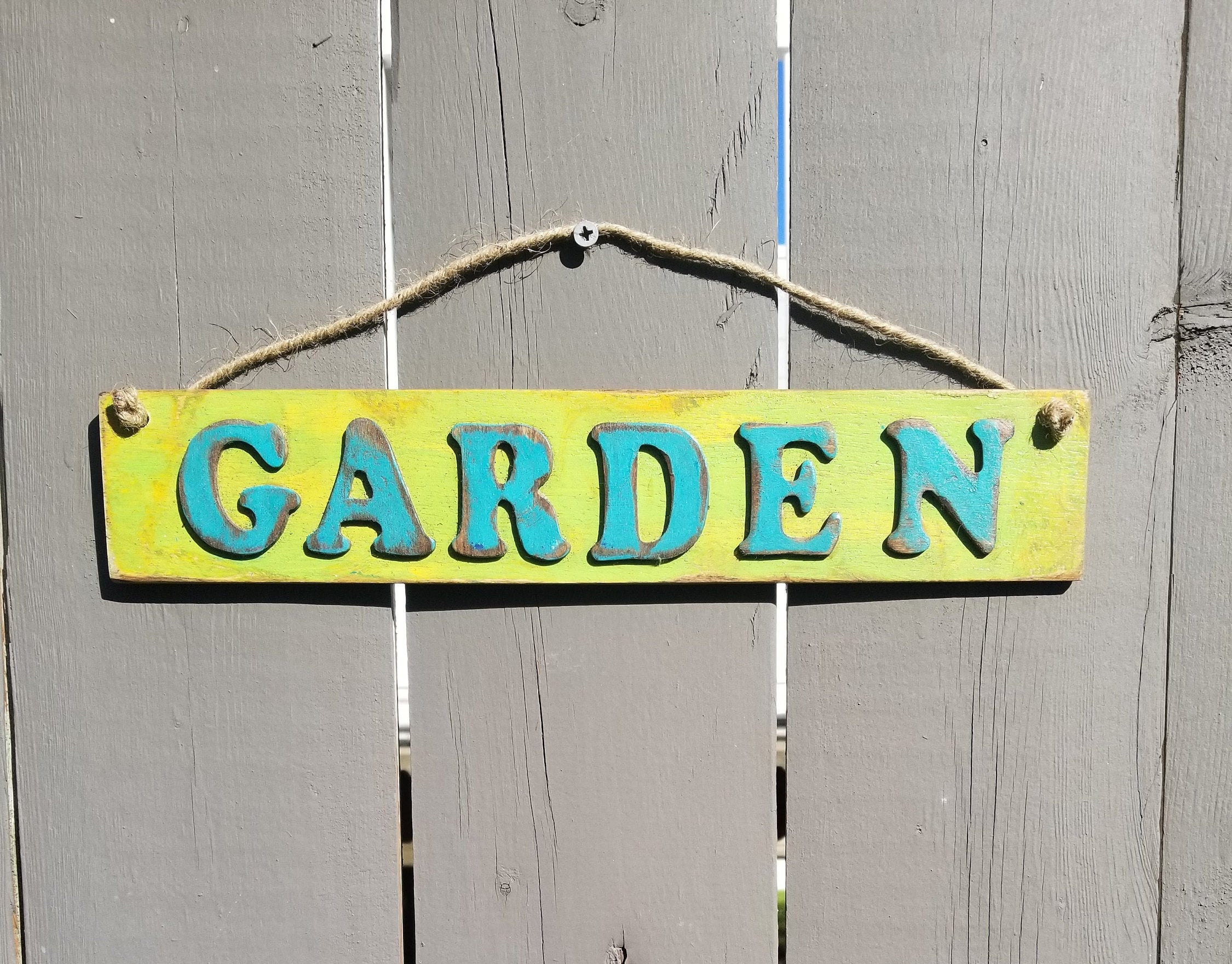 Pequeño letrero de jardín verde | Etsy