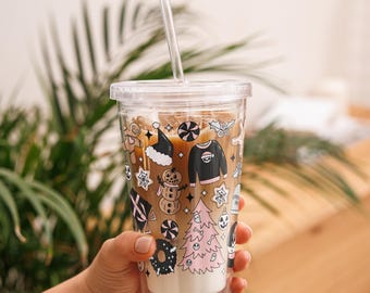 Vaso de pesadilla navideña con pajita: taza de café helado gótica de Halloween