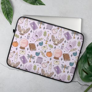 13 Zoll & 15 Zoll Laptop Hülle - Bookish Fantasy Laptop Hülle - Zauberhaftes, romantisches Geschenk für Leser, Hexen Tarotbuch Zubehör, Witchcore Geschenk