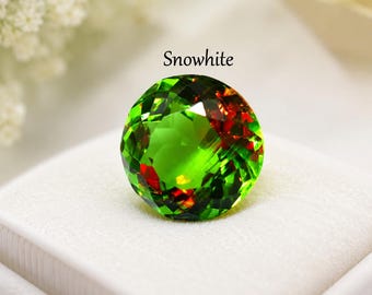 Pierres précieuses rondes de 8,70 carats aux couleurs changeantes, vertes à jaunes à brun doré, cristal à facettes blanc neigeux, pierres non fixées ou conception de bijoux