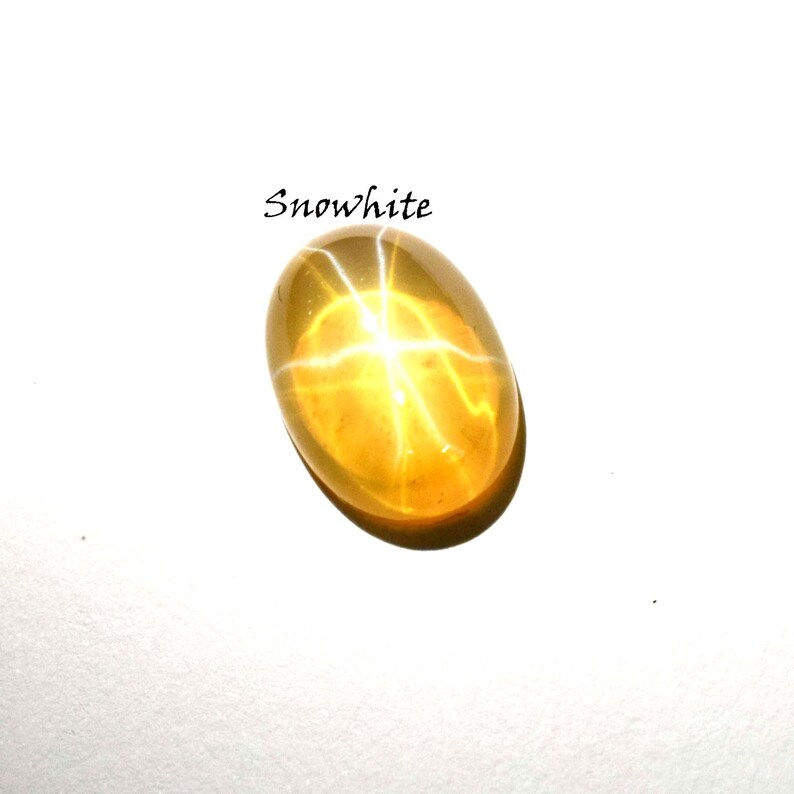 Exquisite seltene Natürliche 9 Karat Stern Golden Gelb Saphir Lose Edelstein mit Brilliant 6-Ray Oval Cabochon Finish für Luxus Schmuck Bild 5
