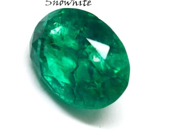 Elegant 9 Carat Oval Cut Green Emerald Certified Loose Gem, Deep Color May Birthstone Best For Christmas Gift