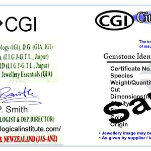 K&ouml;nnte beinhalten: Ein wei&szlig;es Echtheitszertifikat des City Gemmological Institute mit einem schwarzen QR-Code, dem CGI-Logo und einem Edelstein-Identifikationsbericht. Das Dokument enth&auml;lt ein Bild eines blauen Beispiel-Edelsteins, Textdetails und die Unterschrift von P. Smith.