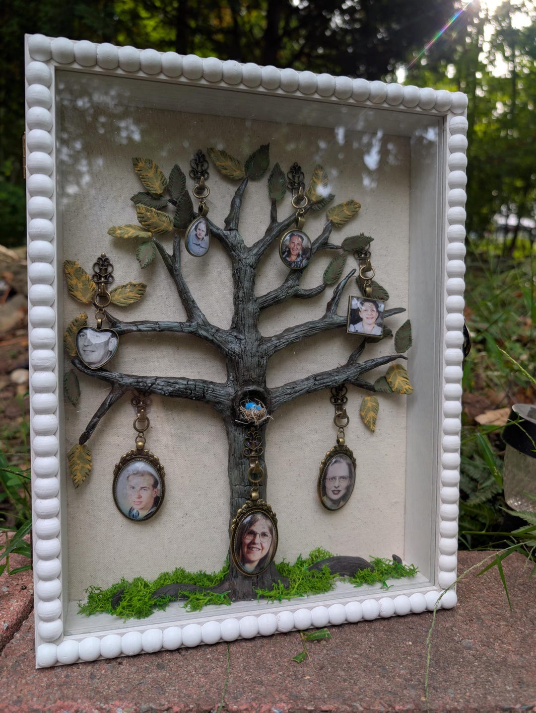 Family Tree Shadow Box: Custom Ancestry Keepsake, Vintage Style Charms ...