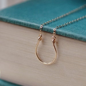 Lucky Horseshoe Necklace, Dainty Everyday Necklace, Cowgirl Necklace, Minimalist Jewelry, 14k Unique Jewelry CV_10