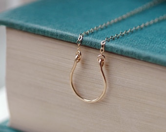 Dainty Lucky Horseshoe Necklace, Lucky Cowgirl Jewelry, Hammered Minimalist Unique Gift for Her in Sterling Silver, 14k Gold Fill, Rose Gold