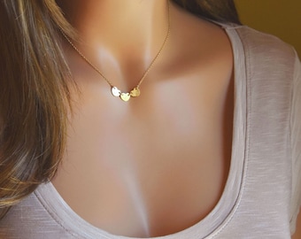 Delicado collar personalizado con forma de corazón, disco con inicial grabada a mano, regalo para madre e hija en plata de ley, baño de oro de 14k, oro rosa.