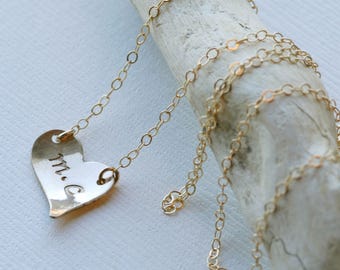 Collar de corazón personalizado, joyería con inicial personalizada, colgante con fecha, regalo para ella, regalo único para madres, plata, oro, oro rosa.