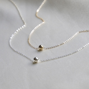 Sierlijke enkele kralenketting, gouden ketting choker, alledaagse gelaagdheid ketting, minimalistische sieraden cadeau voor vrouwen door CVennell