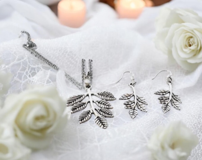 Silver leaf necklace and earring set