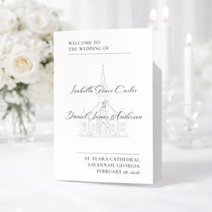 Może przedstawiać: Biały program ślubny z napisem "WELCOME TO THE WEDDING OF" oraz imionami Isabella Grace Carter i Daniel James Anderson. Program zawiera rysunek linii kościoła i datę 28 lutego 2026 r.