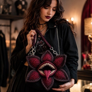Venus Flytrap Monster Purse Crochet Pattern PDF | Gothic Flower Bag | Carnivorous Plant Crossbody Purse | Halloween Crochet Download