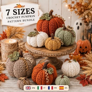 Peut inclure: Un ensemble de sept citrouilles au crochet de différentes tailles et couleurs, incluant orange, blanc, vert et beige. Chaque citrouille présente une surface en laine texturée, une tige marron et une petite feuille verte. Un panneau indique 7 SIZES CROCHET PUMPKIN PATTERN BUNDLE.
