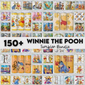 Op de afbeelding: Een verzameling Winnie de Poeh-thema bekers, met verschillende ontwerpen met personages als Poeh, Knorretje en Iejoor. De afbeelding bevat de tekst "150+ Winnie the Pooh Tumbler Bundle". De bekers zijn in verschillende kleuren en patronen.