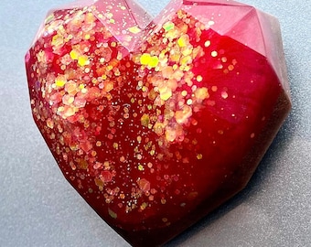 Glittery Red 3D Diamond Heart Magnet