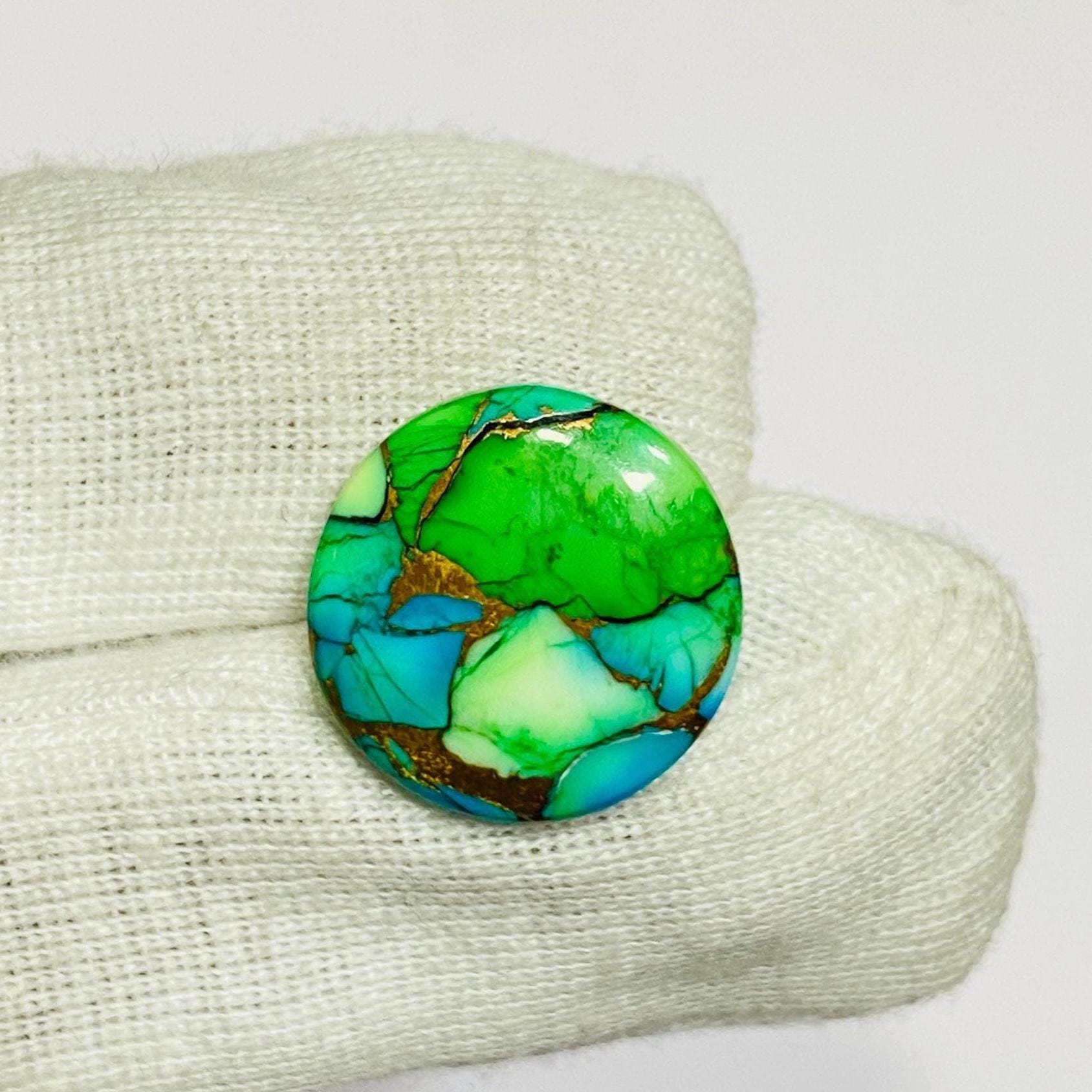 Peacock Dahlia Turquoise Cabochon Gemstone: Round Shape (17x4mm