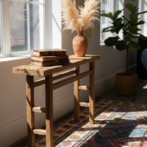 Smukły stolik do przedpokoju | Smukła konsola do przedpokoju | Solidny rustykalny design