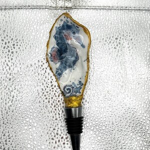 Oyster shell wine stopper