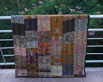 Edredón decorativo de retazos de seda Kantha de IndiKraft, manta, colcha, parche Kantha, manta Kantha, regalo para mamá, textiles para el ho