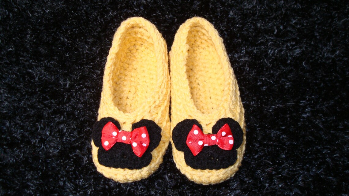 Minnie Mouse Inspired Crochet Slippers Infant to Adult Minnie Mouse Inspired Crochet Slippers Infant to Adult