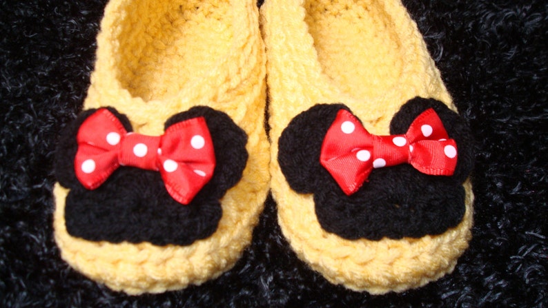 Minnie Mouse Inspired Crochet Slippers Infant to Adult Minnie Mouse Inspired Crochet Slippers Infant to Adult