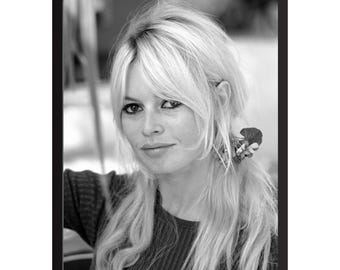 Brigitte Bardot Vintage Photo Print: Classic Hollywood Poster