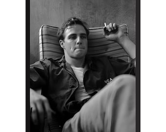 マーロン・ブランドのポートレートプリント：セピアトーン、オーバー