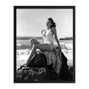 Ava Gardner Vintage Photo Print | Retro Hollywood Wall Art | Classic Movie Star Decor | Mid-Century Glamour Poster | Gift for Film Lover