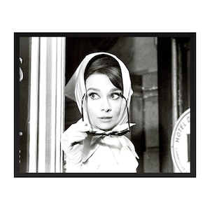 Audrey Hepburn Vintage Photo Print | Retro Hollywood Wall Art | Classic Movie Star Decor | Mid-Century Glamour Poster | Gift for Film Lovers
