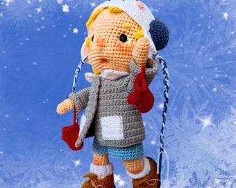 Crochet Snowman Doll: Handmade Amigurumi Toy with Removable Clothes