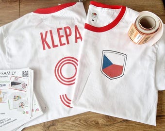 Personlig fotbolls-Ringer-t-shirt från Tjeckien