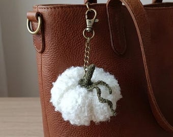 Pumpkin Bag Charm, Knit Pumpkin Purse Charm, Handmade Fall Bag Accessory, Knitted Pumpkin Keychain, Custom Color Autumn Purse Charm