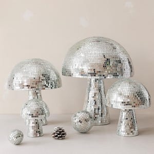 Mushroom Disco Ball – Glass Mirror Party Decor | Funky Retro Wedding & Home Decoration | Unique Gift for Her | 70s Reflective Accent