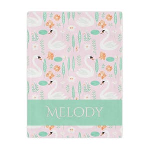 Personalisierte Minky Decke, weiche Schwäne für Kinder, Baby-Dusche-Geschenk, Kinderzimmer Dekor, benutzerdefinierte Name Decke