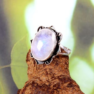 Natural Rainbow Moonstone Ring with detailed silver setting | 925 Sterling silver ring | Handmade Moonstone Ring | June birthstone ring