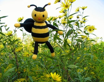 Honey the Bee - PDF Knitting Pattern for Stuffed Animal