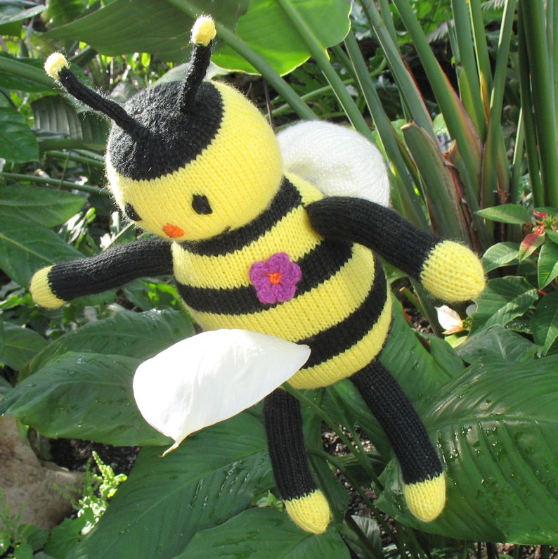 Honey the Bee PDF Knitting Pattern for Stuffed Animal image 5