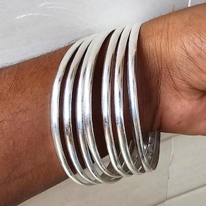 Stapelbara silverarmbandsset: 7-delade minimalistiska eleganta armband