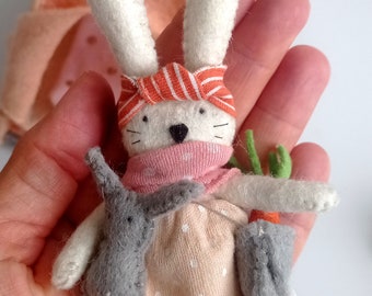 Camping Adventure play set, Felt Miniature tent, Campfire play felt set, Expedition tent for bunny.