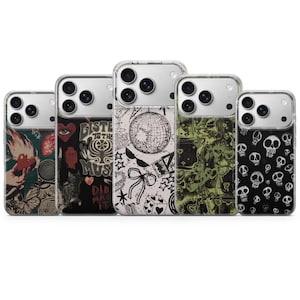 Pode incluir: Uma coleção de cinco capas de telefone com vários designs. As capas apresentam bordas transparentes e caixas de câmera prateadas. Os designs incluem uma bola de discoteca, caveiras e texto. As cores incluem preto, branco, verde e vermelho.